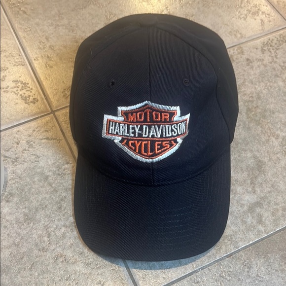 Harley-Davidson Black Logo Cap Adjustable velcro - Picture 2 of 4